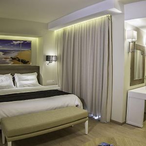 Junior Suite Side Sea View